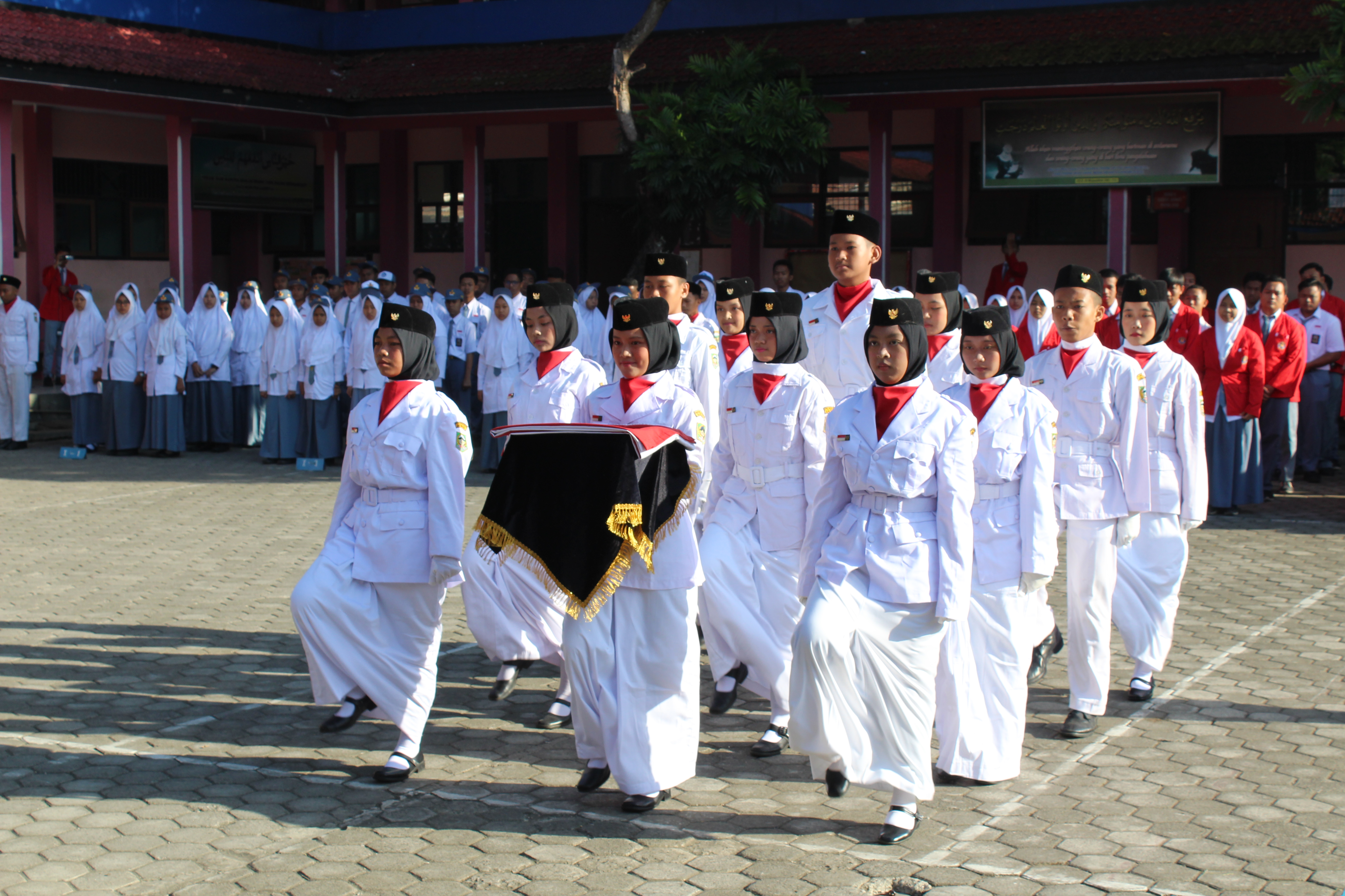 LOMBA CERDAS CERMAT ISLAMI DAN KREASI SENI