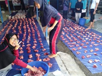 Kegiatan Amaliyah Idul Adha IPM SMA Muhammadiyah 1 Purwokerto bersama Lazizmu Banyumas