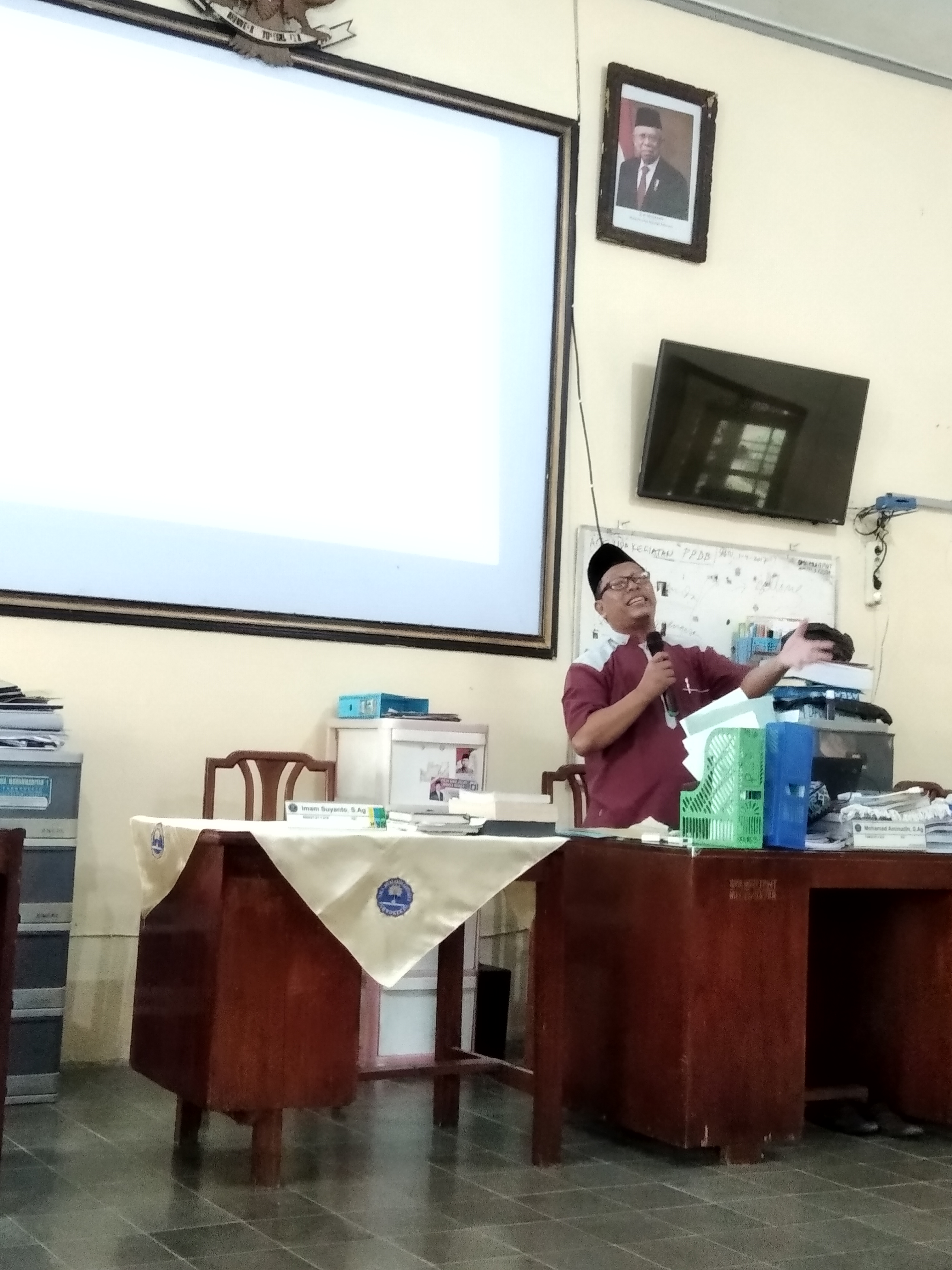 Kajian Jum’at Pagi “Qana’ah”