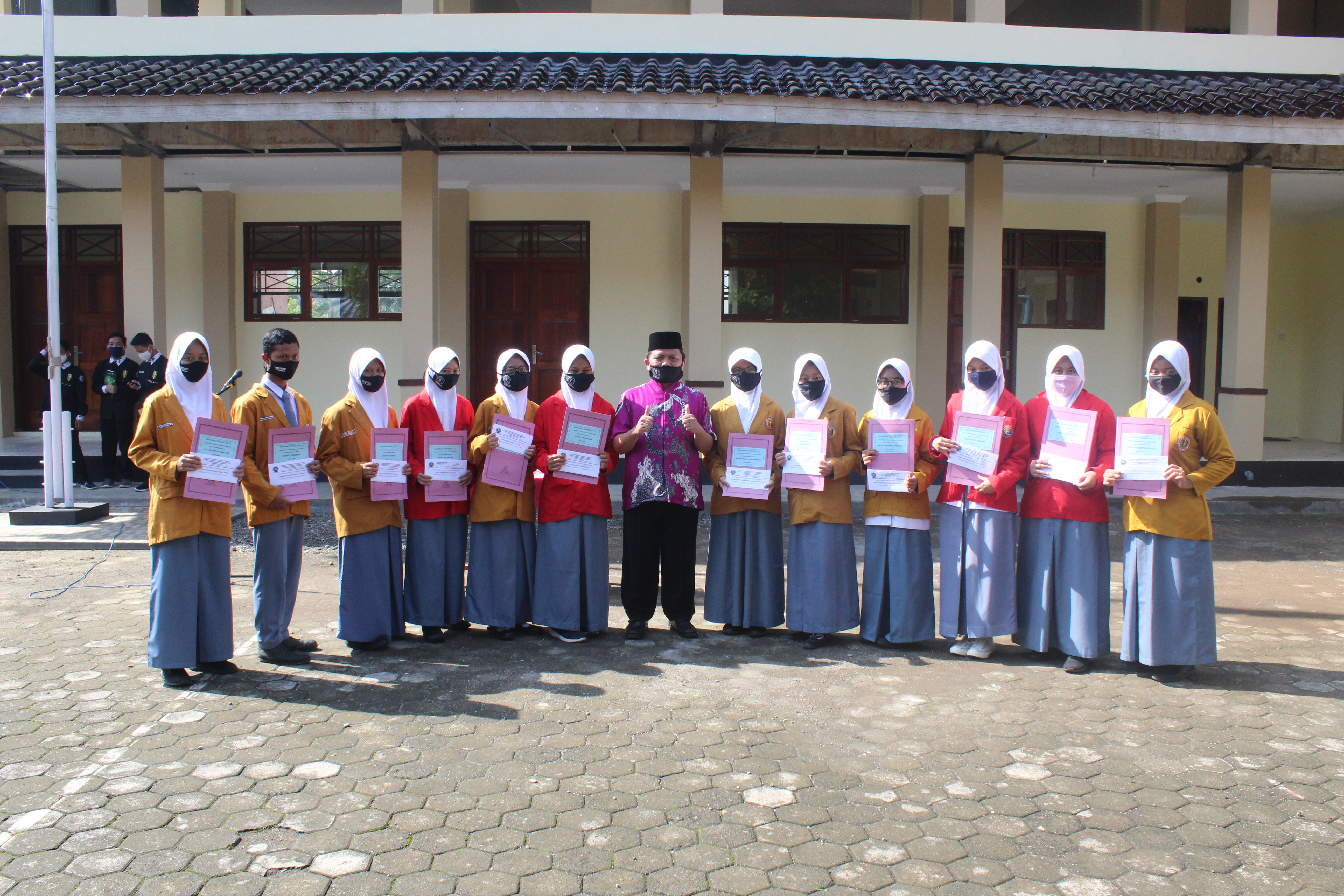 Pelantikan IPM dan Apresiasi Juara Kelas